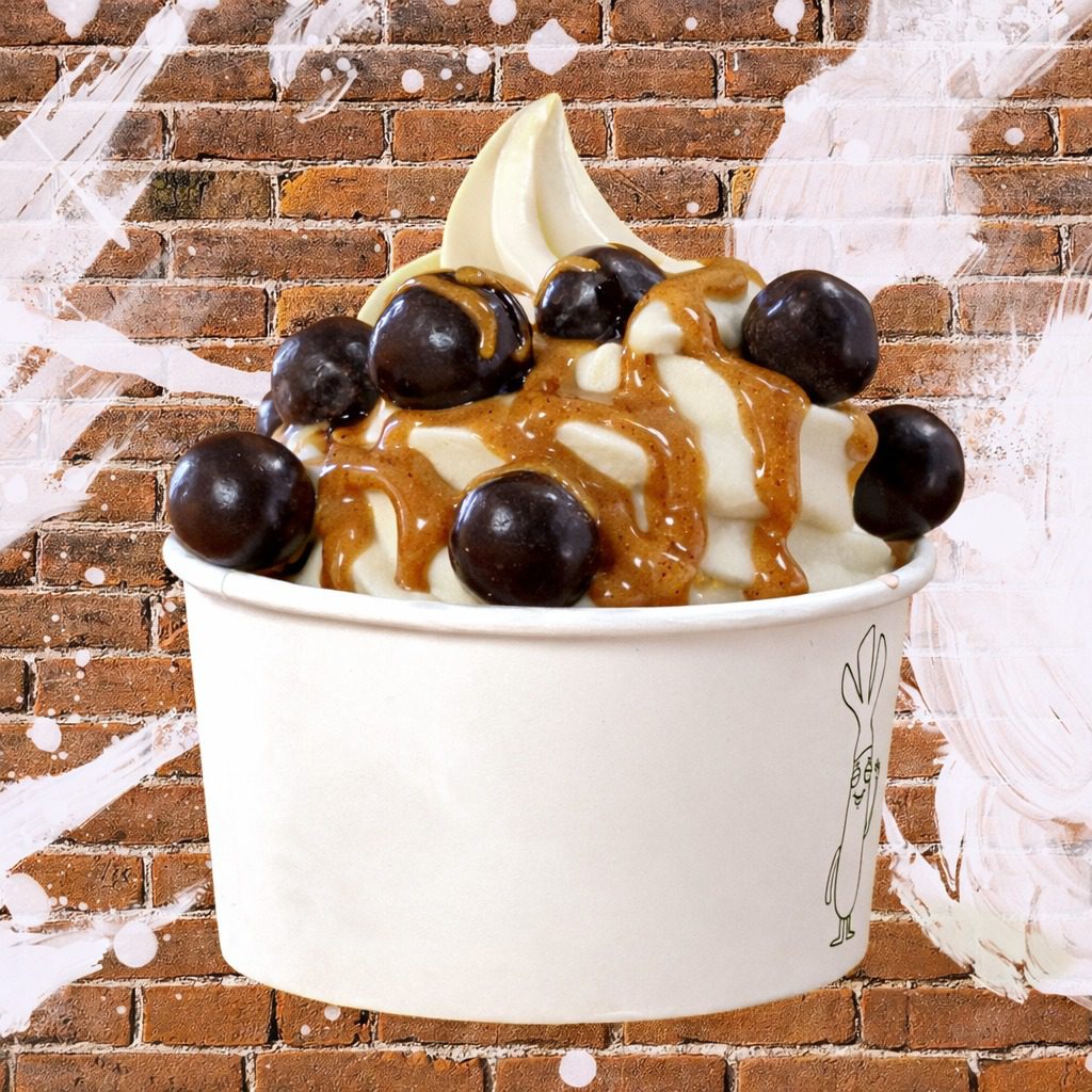 TEAM SPECULOOS ON VOUS A VU 🍪🍦

Chez Végéman x Vélicious Burger, on a sorti le combo qui met Bieng 😁

👉 Nouveau cookie artisanal au Speculoos
👉 Coulis Speculoos pour notre Sundae vegan

Histoire de passer l'hiver confortablement 🧡
Tu prends lequel en premier ? 👀👇